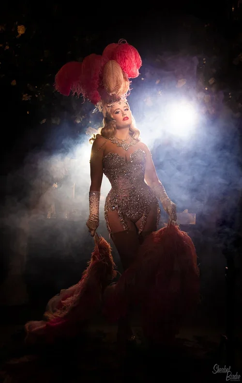Sherbet-Birdie-Showgirl-Photoshoot-Burlesque-Sydney-Swarovski-Couture-Vintage-FeatherFan-17.webp