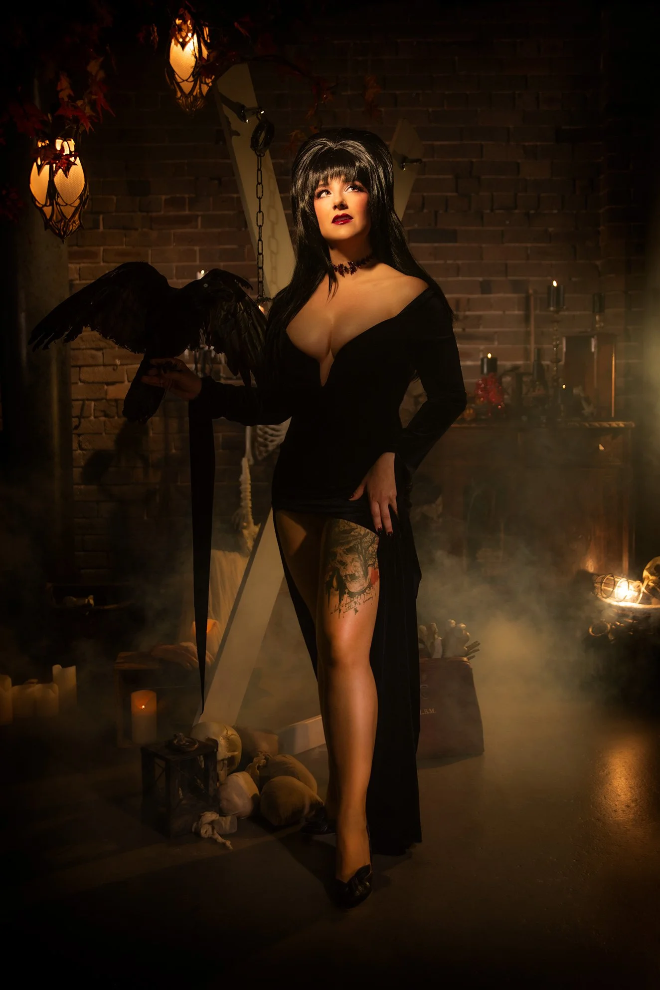 Elvira-Queens-of-Horror-Photoshoot-Crow.jpg