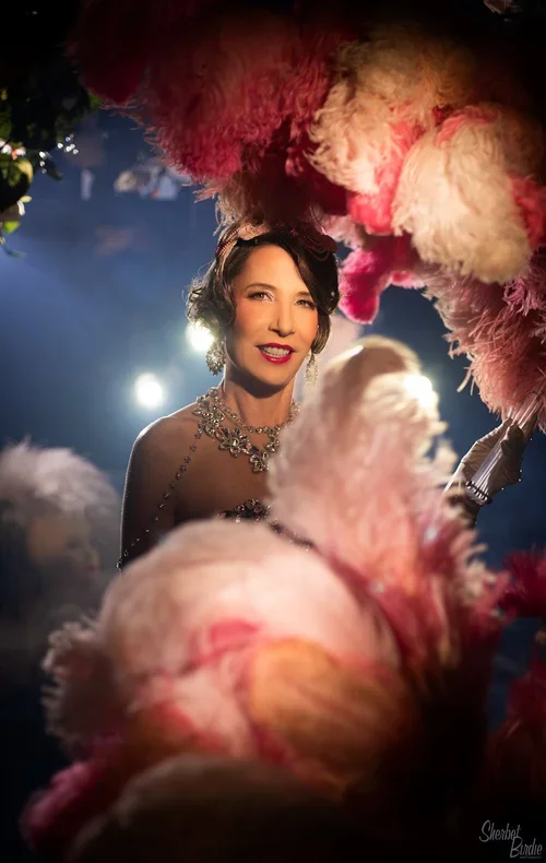 sherbet-birdie-deluxe-photoshoot-burlesque-sydney-3.webp