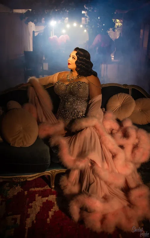 Sherbet-Birdie-Showgirl-Photoshoot-Burlesque-Sydney-Swarovski-Couture-Vintage-FeatherFan-43.webp
