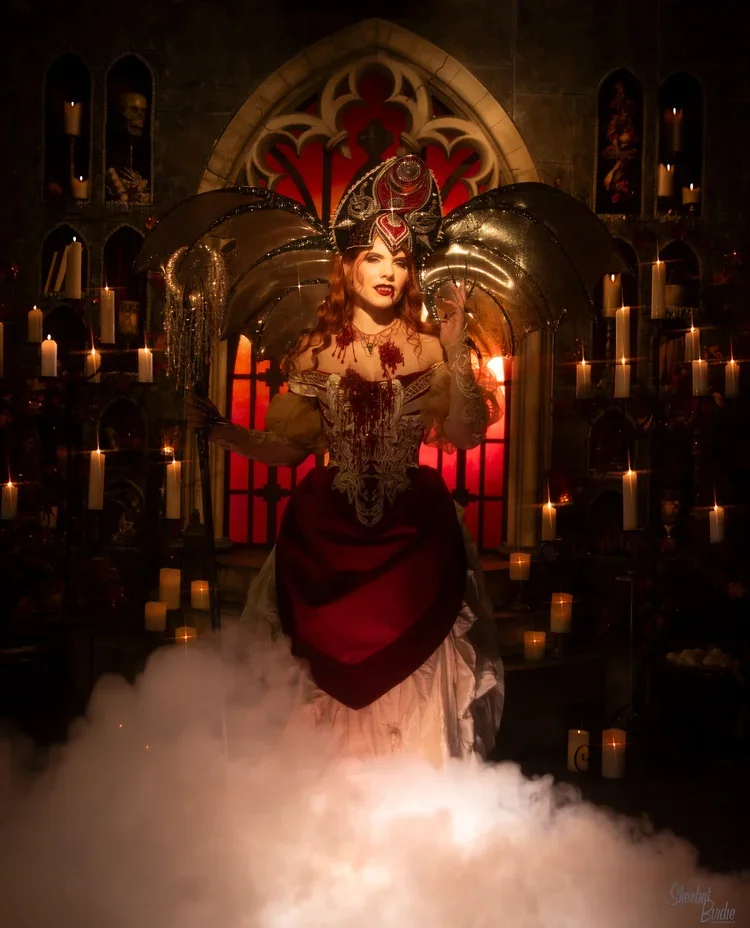 sherbet-birdie-photoshoot-victorian-witchs-vampires-goth-photos-moody-photography-church-sydney-27.webp
