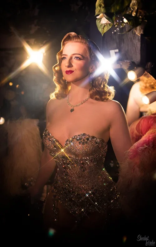 Sherbet-Birdie-Showgirl-Photoshoot-Burlesque-Sydney-Swarovski-Couture-Vintage-FeatherFan-15.webp