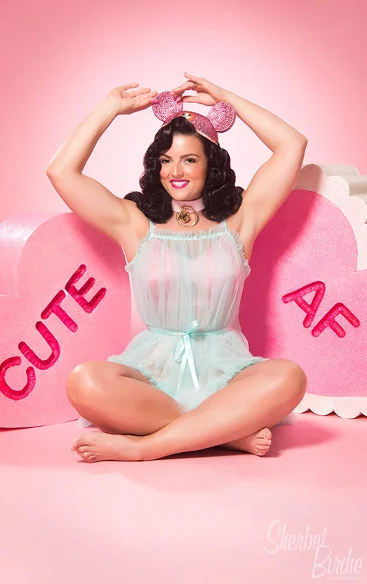 sherbet-birdie-classic-photoshoot-bad-barbie-sydney-13.webp