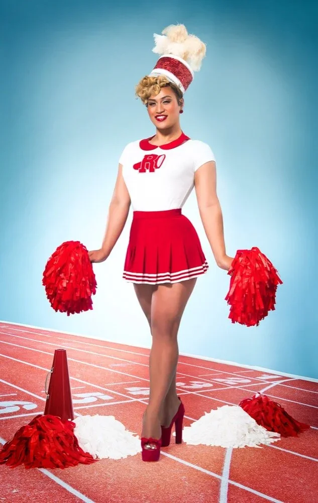 sherbet-birdie-pinup-athletic-photoshoot-1950s-cheerleader-photoshoot-grease-4.webp