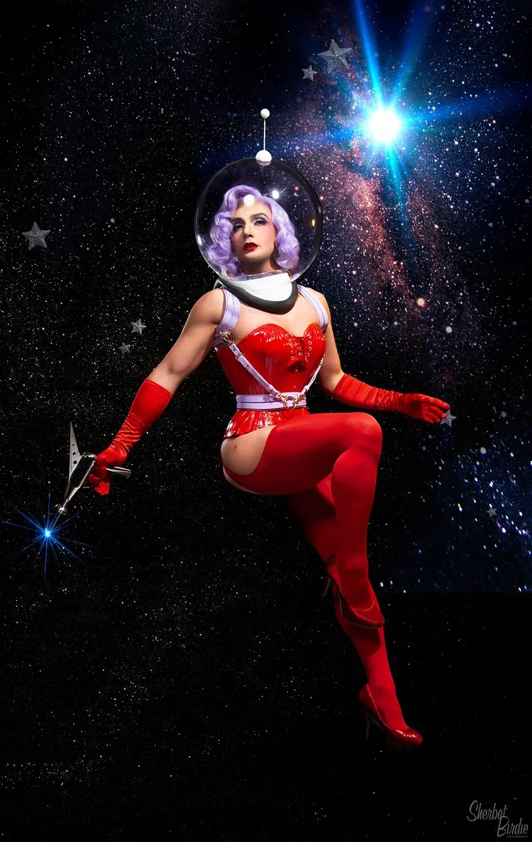 Sherbet-Birdie-SciFi-1960's-Photoshoot-Sydney-Raygun-Astronaut-Space-24.webp