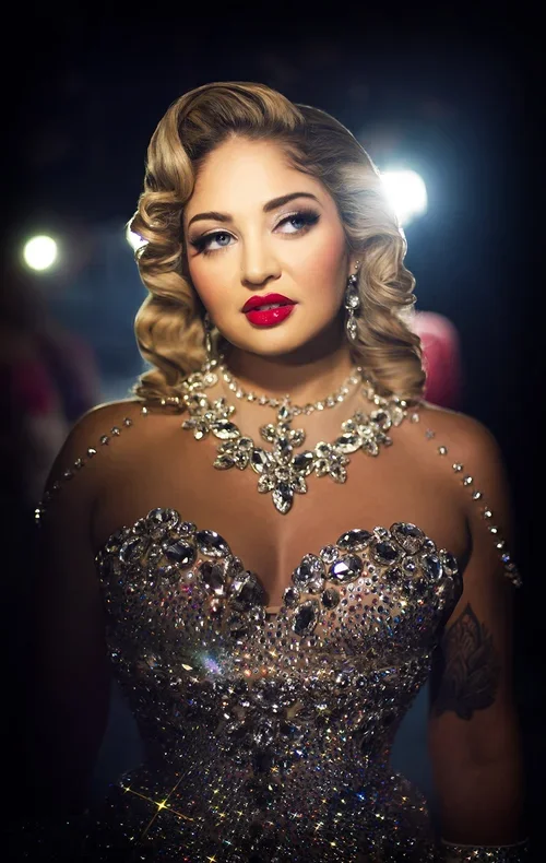 sherbet-birdie-deluxe-photoshoot-burlesque-sydney-1.webp