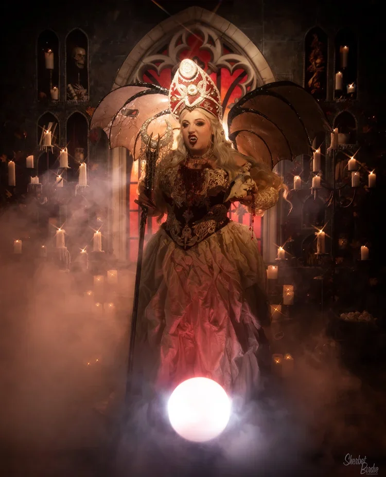 sherbet-birdie-photoshoot-victorian-witchs-vampires-goth-photos-moody-photography-church-sydney-22.webp