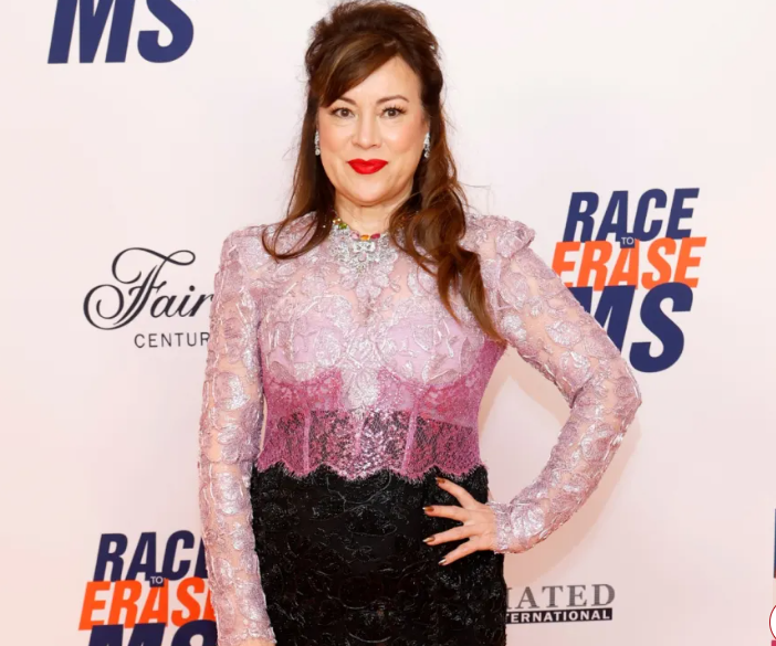 50+ Times Jennifer Tilly’s Showstopping Red Carpet Fashion Made Our Jaws Drop