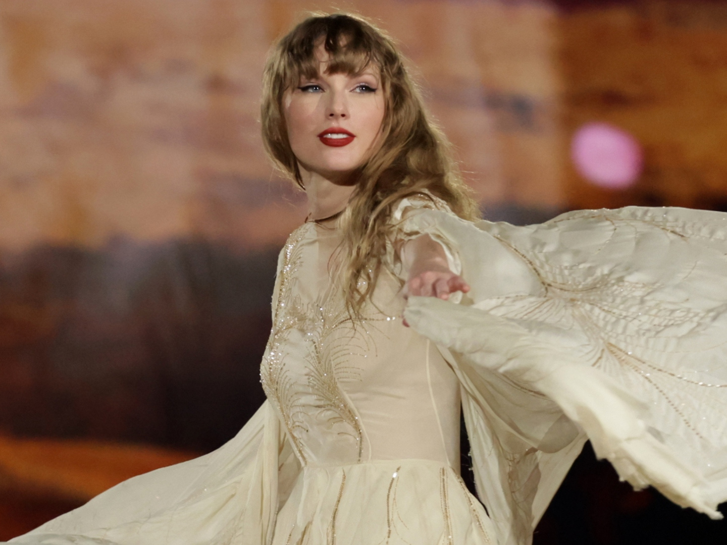 Taylor Swift Has Been Out & About in NYC This Week — Here’s How Much a Meal Costs at Her Favorite Restaurants