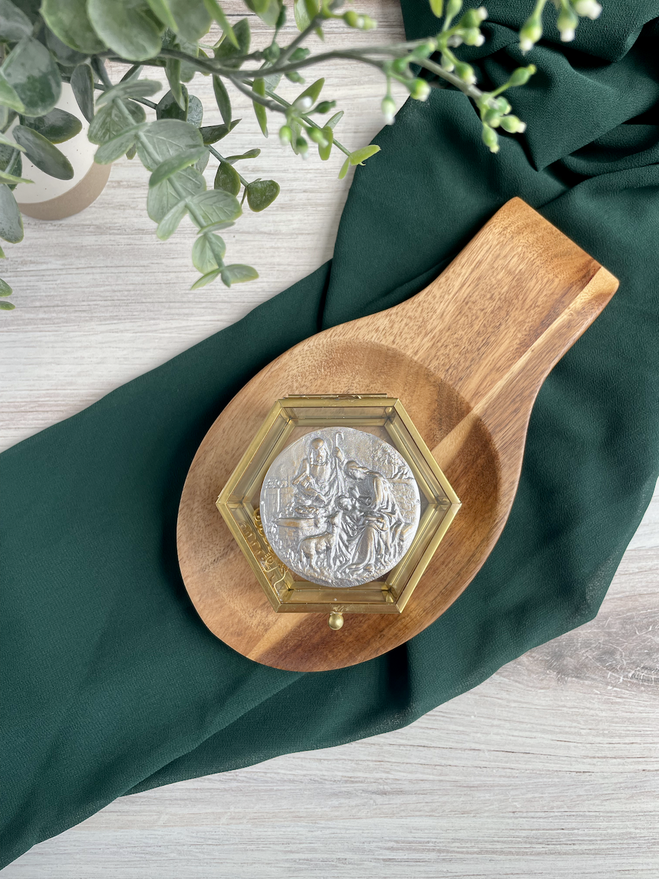 Holy Family Arras and Jewelry Box - 2.png