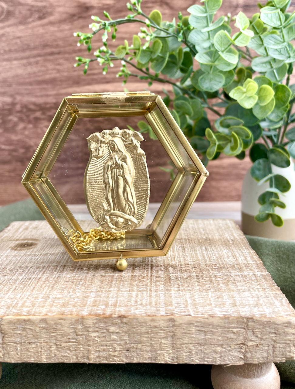 Our Lady of Guadalupe Arras and Jewelry Box - 2.png
