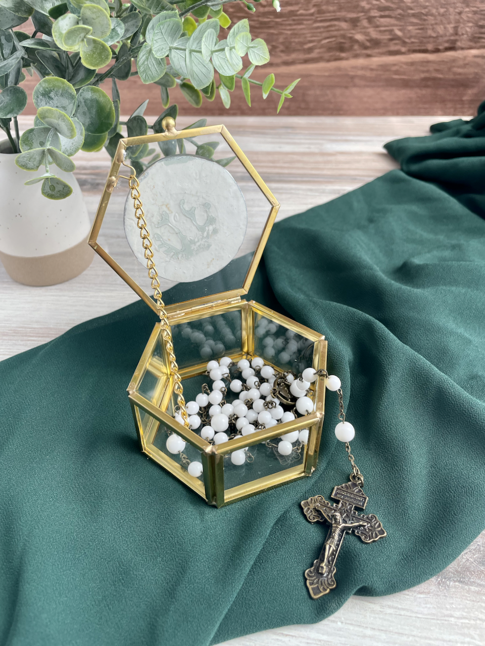 Holy Family Arras and Jewelry Box - 7.png