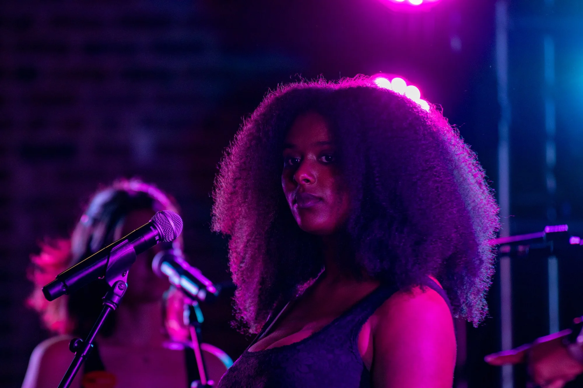 Nubia Yasin performing live