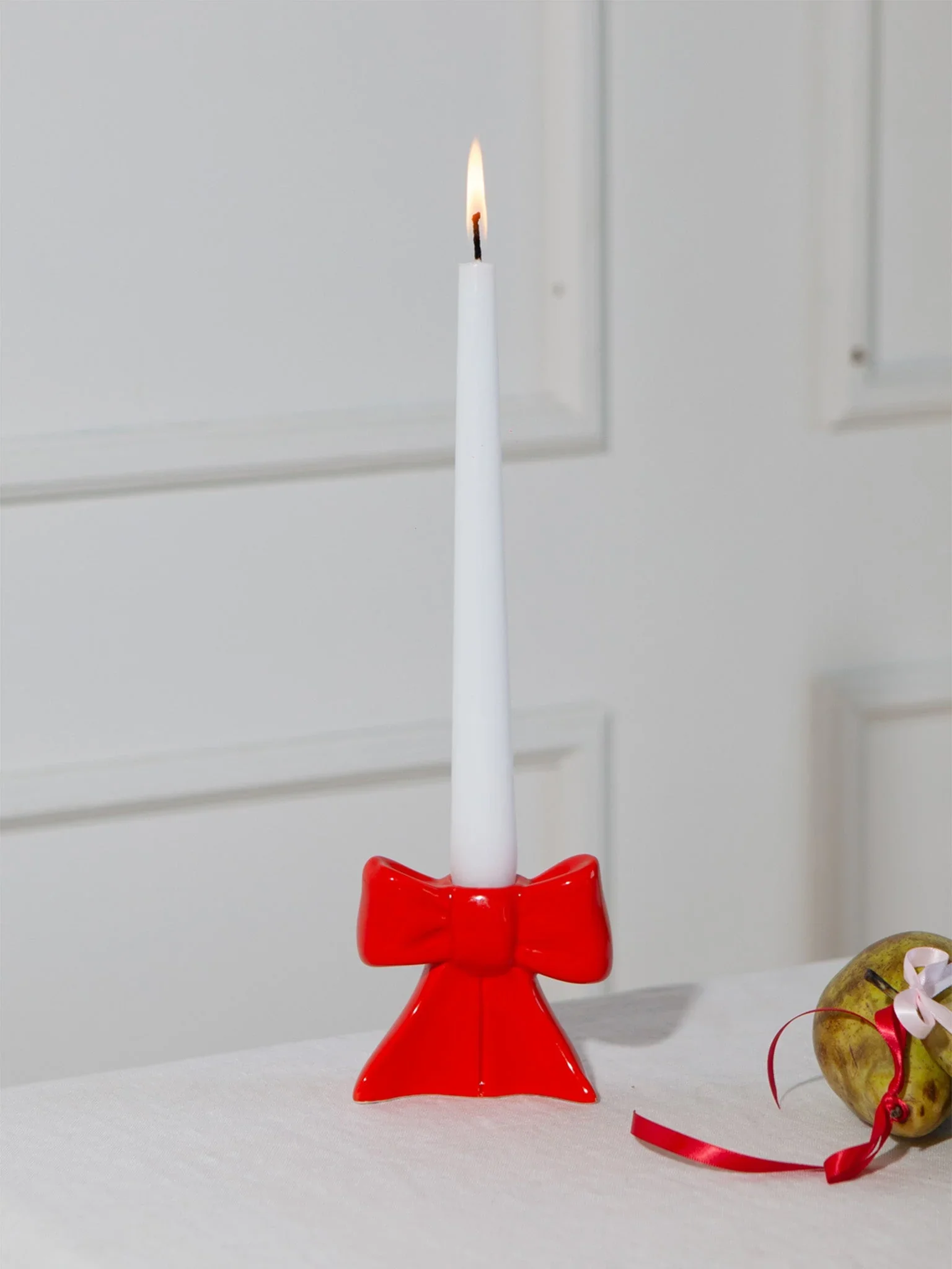 red bow candle holder 2.webp