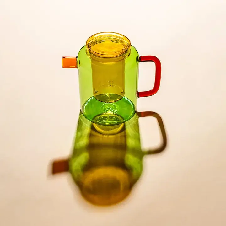 maho teapot green 2.webp