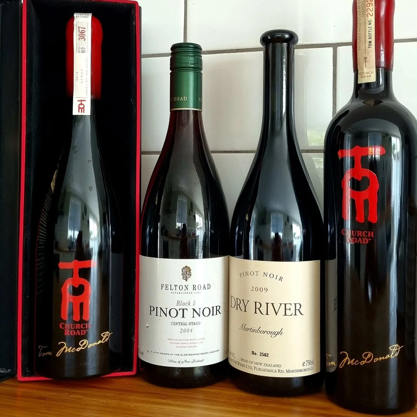 Some great fine and rare wines recently delivered. 

#pinotnoir #nzbordeauxblend #syrah #hawkesbaywine #martinboroughwine #martinboroughpinotnoir #dryriverpinotnoir #feltonroad #feltonroadpinotnoir #centralotagowine #churchroadwinery #finewine #agedw