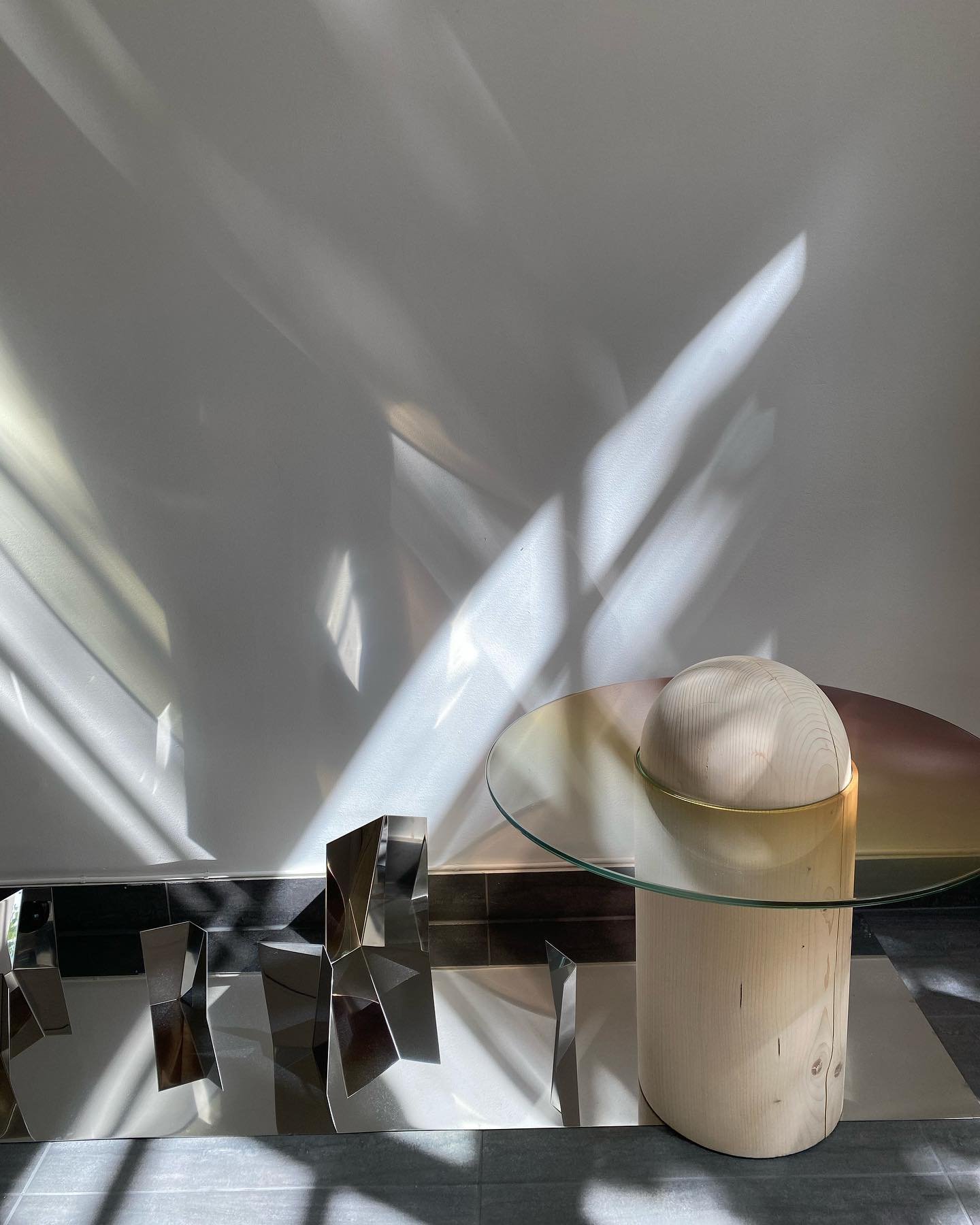 Spring brought some colors🌞 new faded glass top released during @stockholmcreativeedition 

Welcome to In Between, a group exhibition together with @aharstrom @at.common.site @hjortenklev 
Open today until 20 and tomorrow between 12 and 17. 

Tomorr