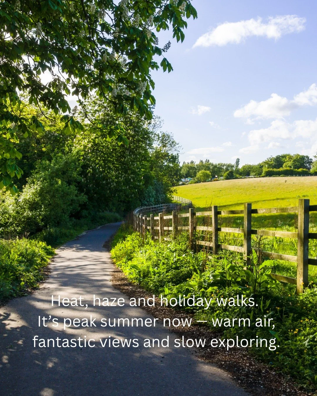Heat, haze and holiday walks. It&rsquo;s peak summer now &mdash; warm air, fantastic views and slow exploring. 

#livingwiththeseasons #countryside #ukoutdoors #summer #countrysidelife
