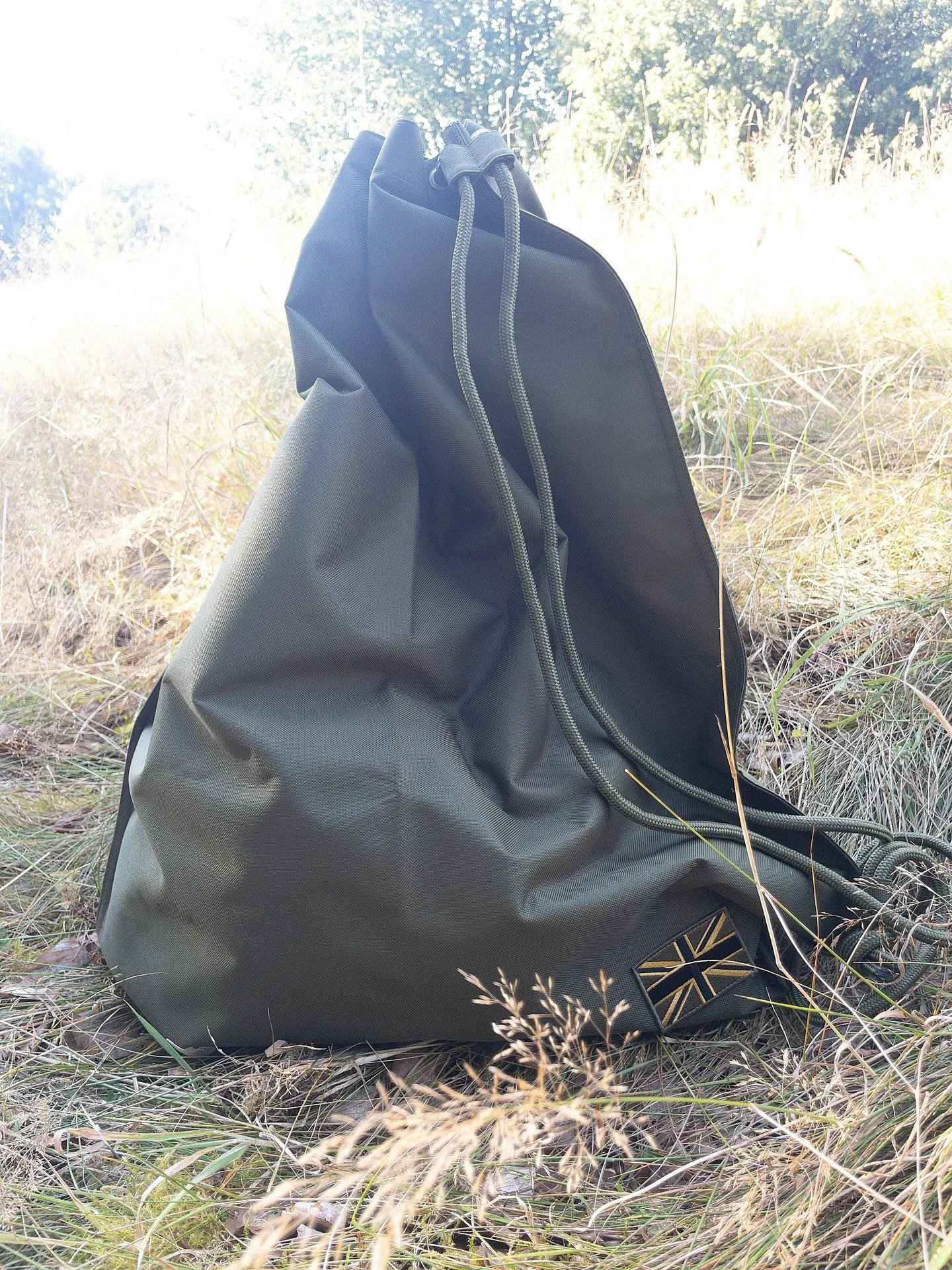 What's in your Duffel this week? Ours has just come back from a country walk &mdash; a splash through the stream, damp shoes, and two very happy but wet dogs. 🐾

#livingwiththeseasons #countryside #ukoutdoors #summer #countrysidelife