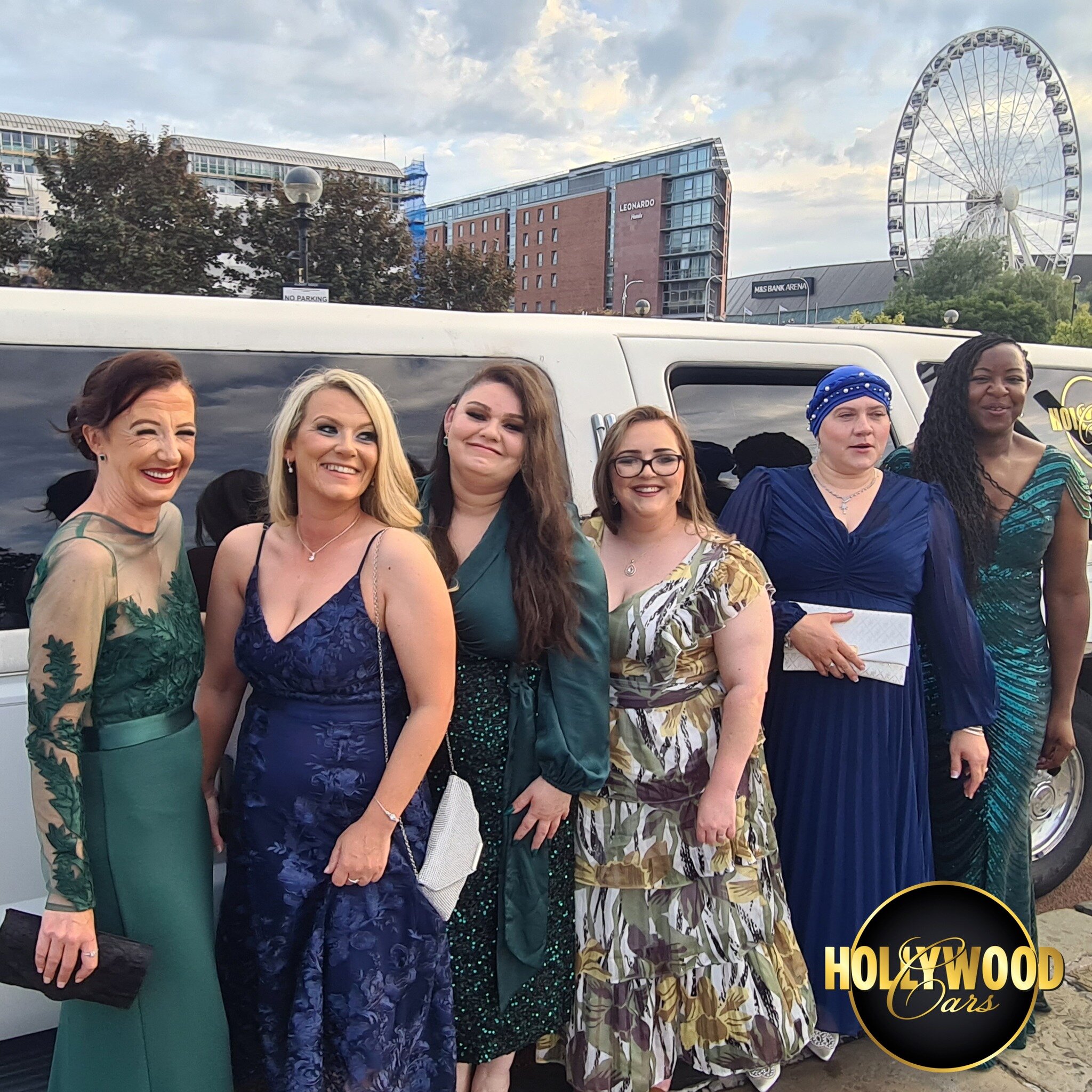 @TheSPACEGroupManchester looking fabulous beside our limousine ✨✨✨
Why not send us an enquiry now at www.hollywoodcars.co.uk?

#party #partybus #limo #limohire #LuxuryTravel
#liverpool #drinks #partytime #music #love #dj
#wedding #nightlife #photogra