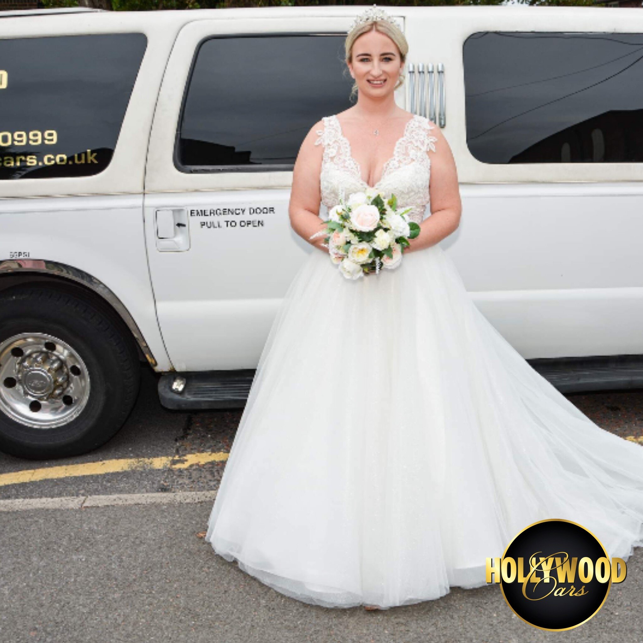 The bride travelling in style on her big day! ✨✨✨
Send us an enquiry now at www.hollywoodcars.co.uk

#party #partybus #limo #limohire #LuxuryTravel
#liverpool #drinks #partytime #music #love #dj
#wedding #nightlife #photography #instagram #drinks
#ha