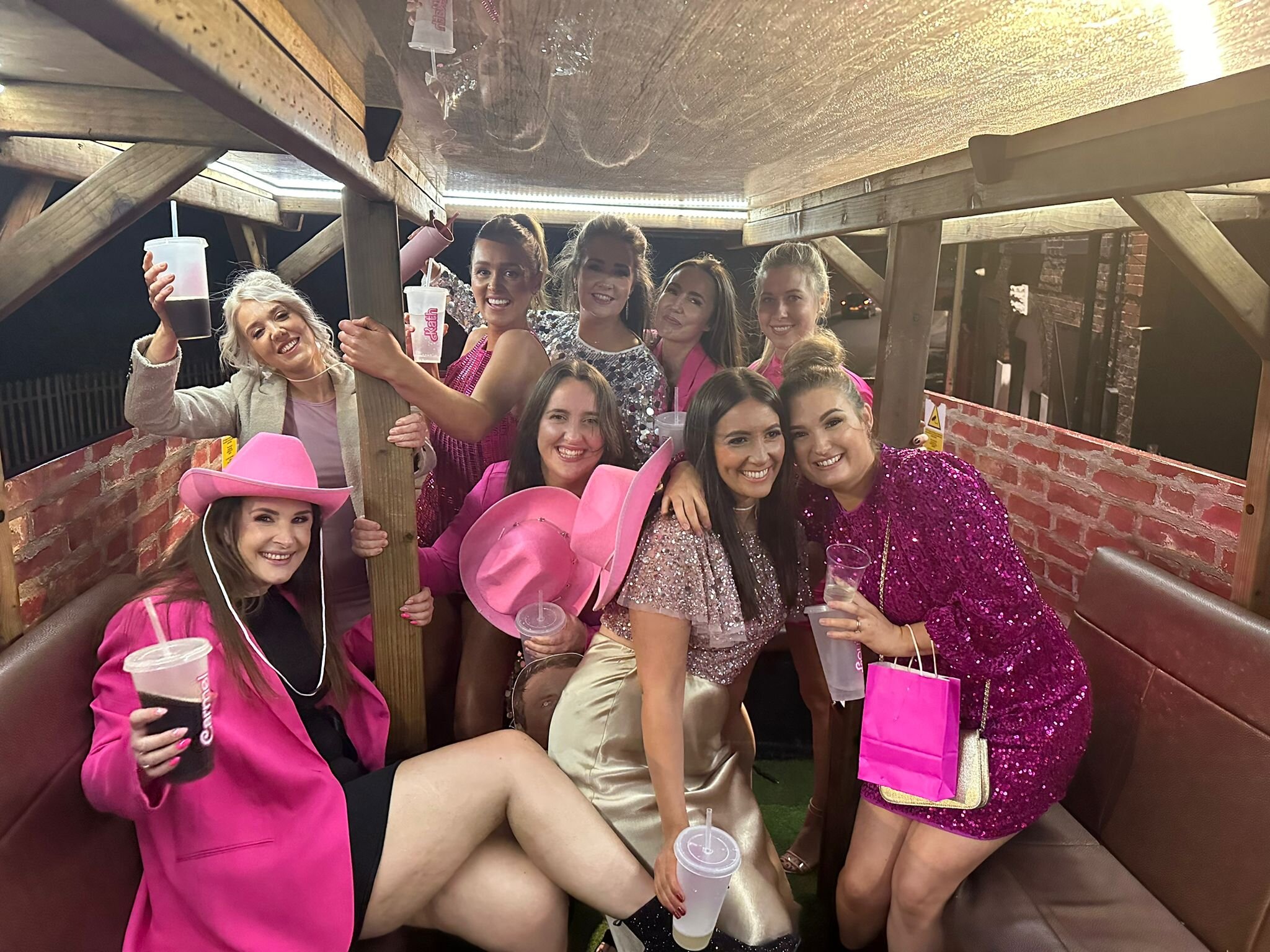 Thank you to Louise and friends for sending in their lovely pictures and videos from their Hen do at the weekend.  Ensuring that their night got off to a great start. ✨🤩😏