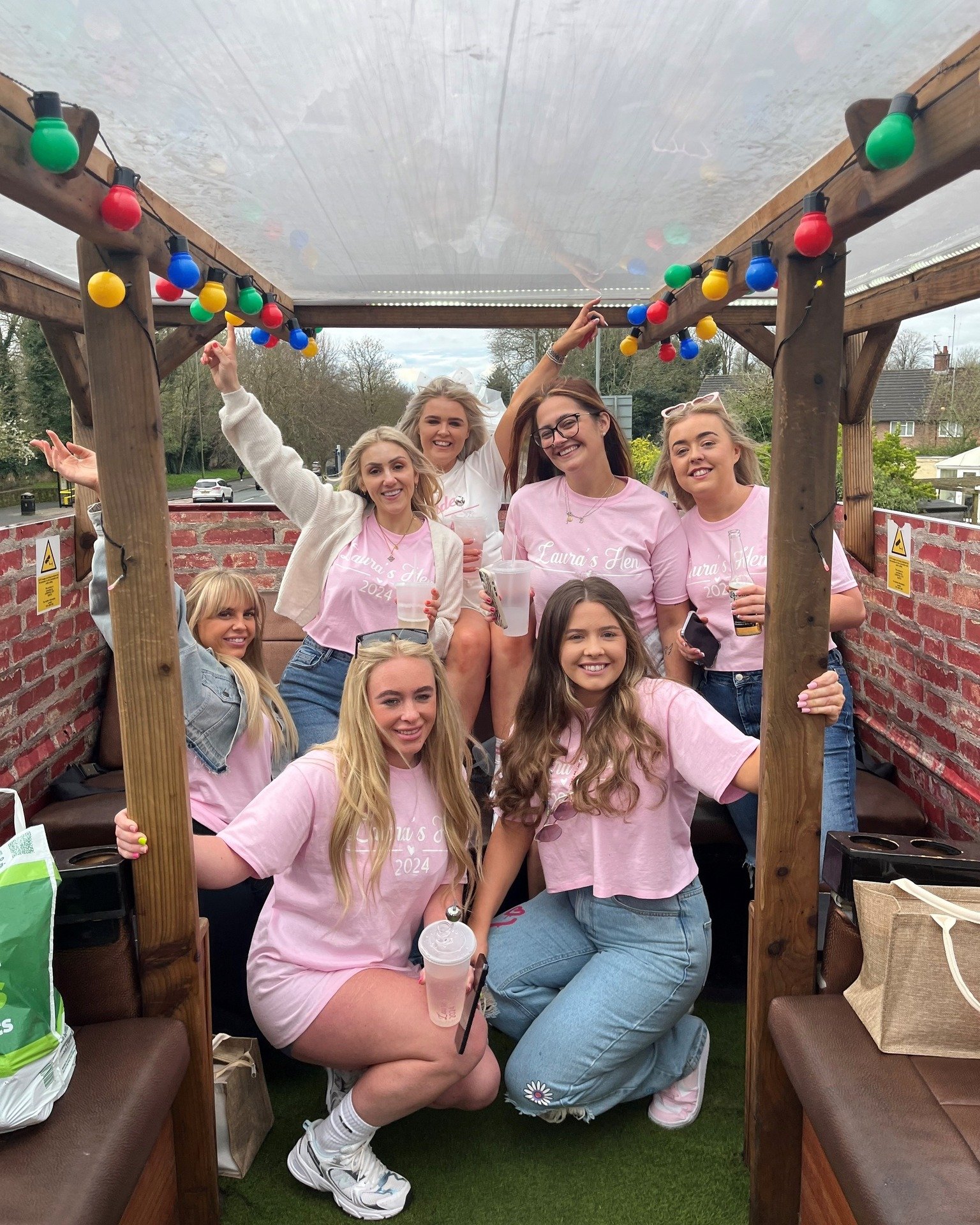 🎉 Let's raise the (open top) roof for Sophie who chose the VIParty Bus for her hen do! 🚌🌟 Get ready to be treated like a movie star and do it the Hollywood way! ✨✨✨ Thanks for bringing the glitz and glam to our ride and making memories that sparkl