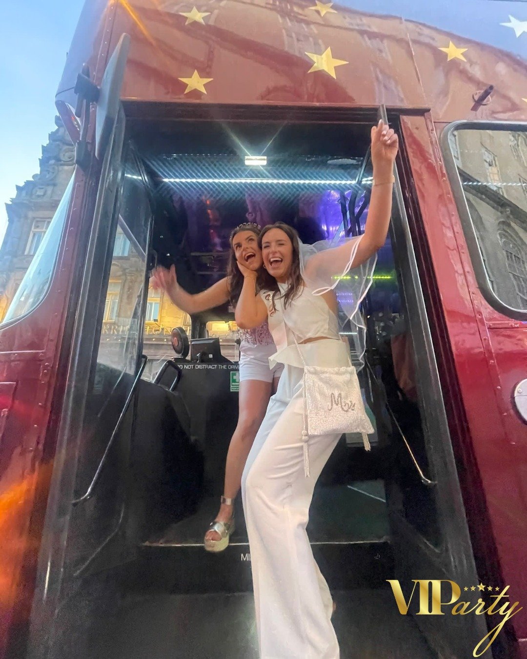 ✨ Cheers to Fun and Friendship with VIParty! ✨
These two fabulous ladies are living their best lives, celebrating in style with VIParty! 💖

🚍 The ultimate party experience: from the moment they stepped on board, it&rsquo;s been non-stop fun, music,