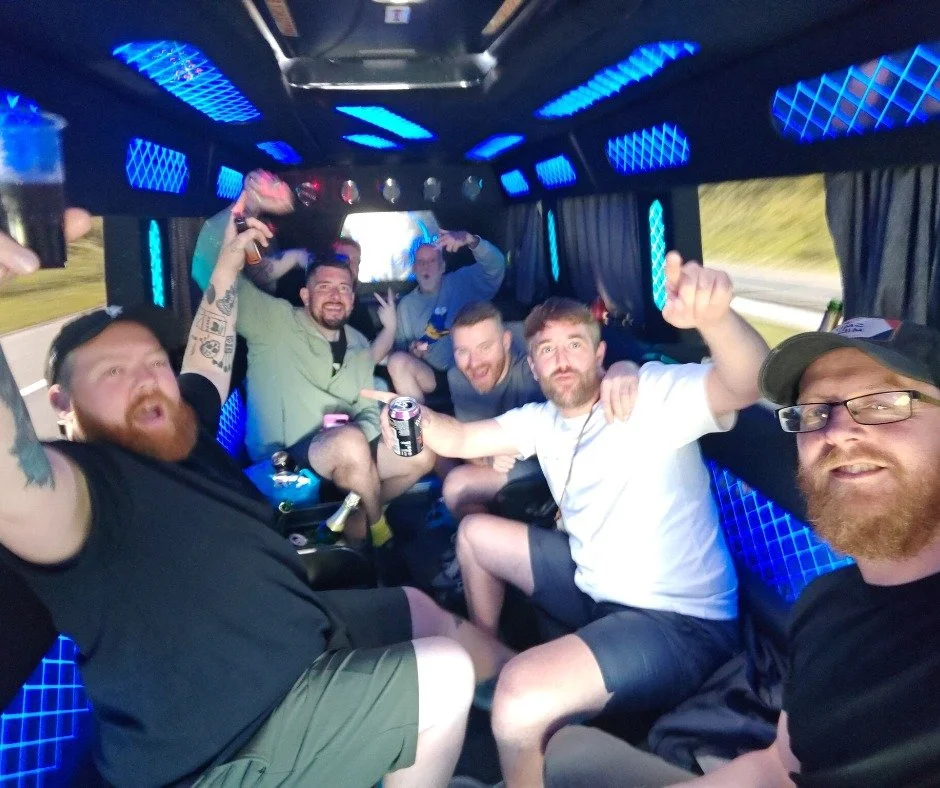 Make your stag arrive seamlessly and memorably with one of our luxurious private hires 🍻

Thank you so much to Richard for sending in this picture of his and his friends on a stag do!

Book now at hollywoodcars.com and make your night a night to rem