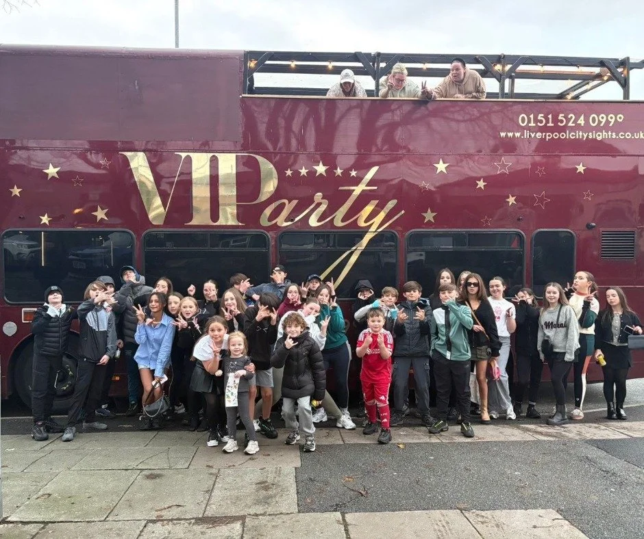 Wishing for new adventures, brighter days, and dreams that get bigger with every birthday 💗 Here's to celebrating all the beautiful things still ahead ✨Thank you so much to Emma for sending in this beautiful picture of her child and their friends ce