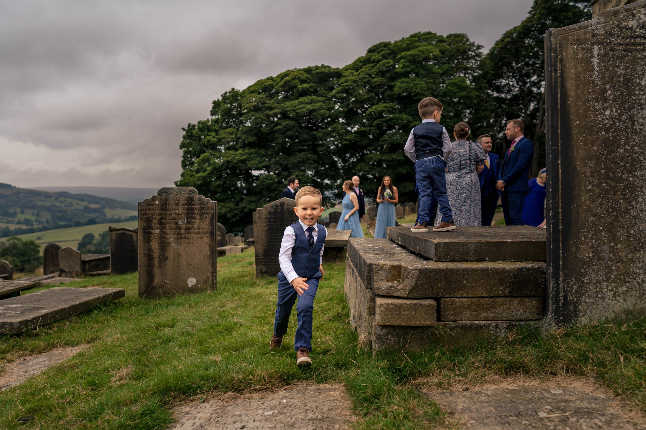 Sheffields Wedding with sheep-14.jpg