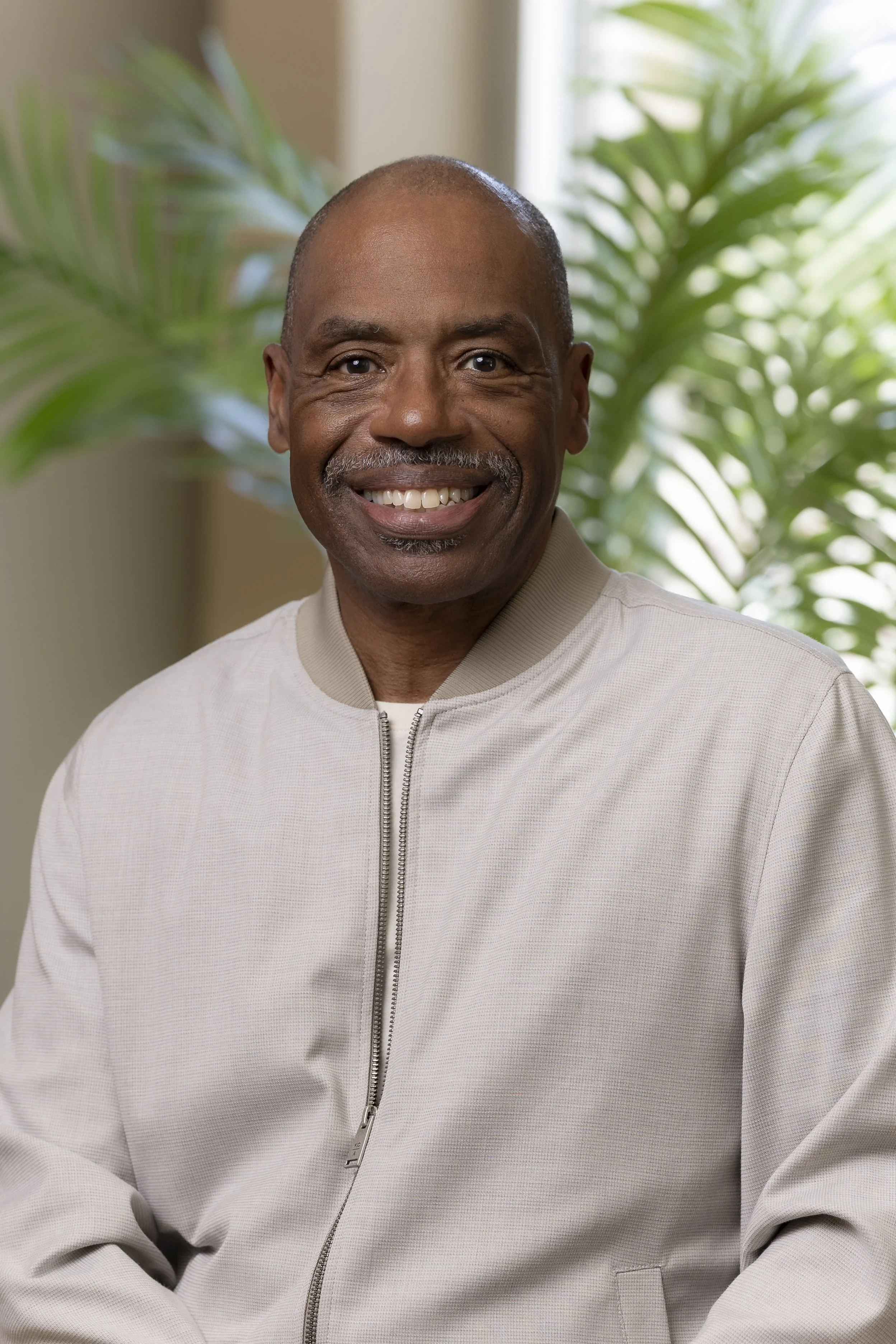 Dr. Maurice Pugh