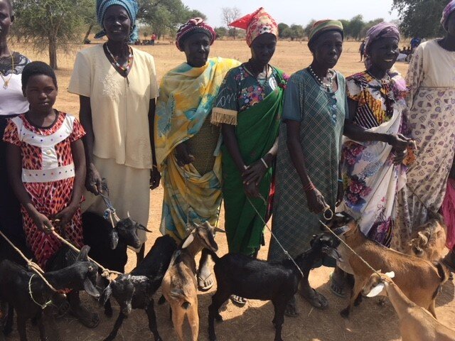5Women with their goats 11.jpg
