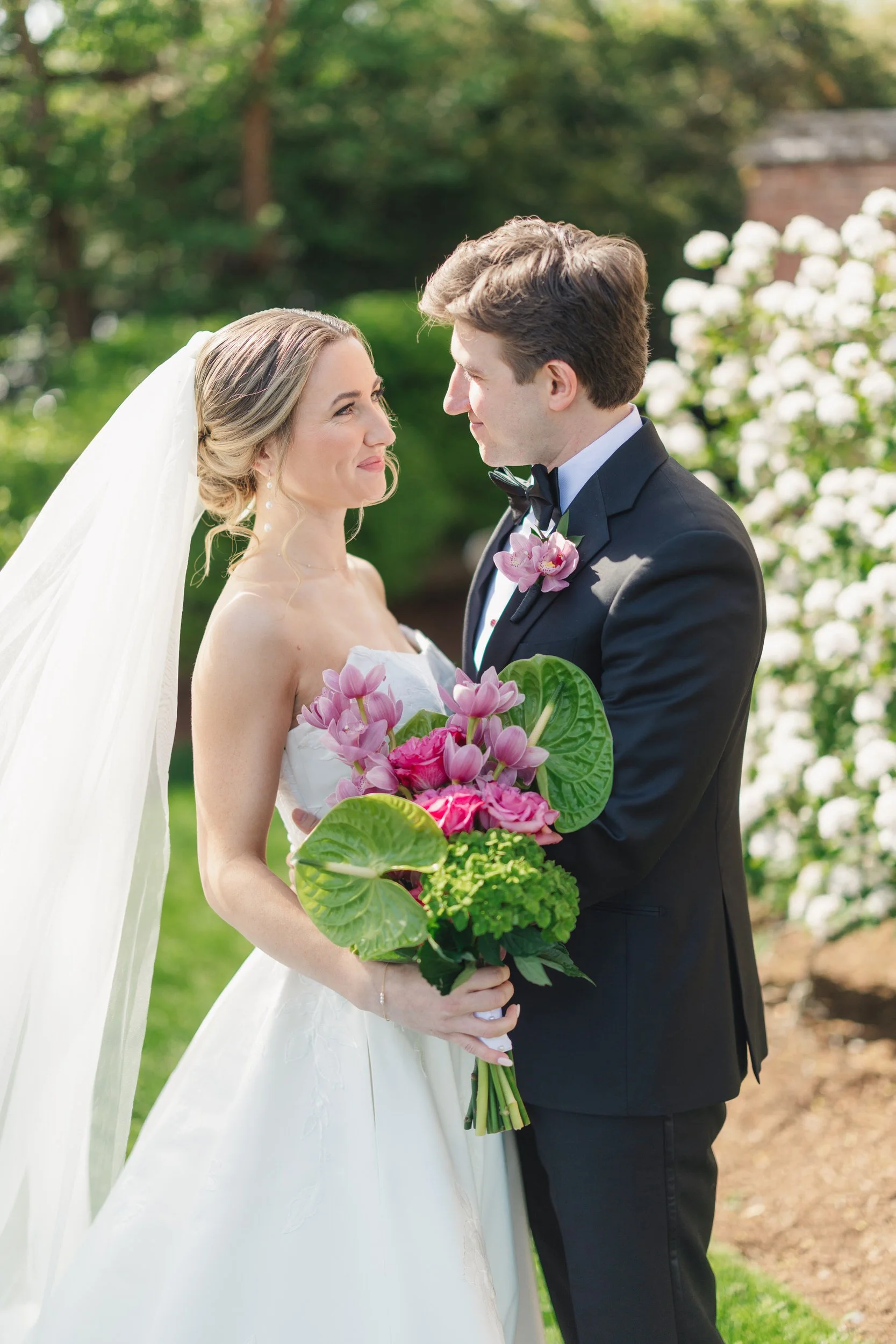 Elegant bride and groom portraits around Misselwood Estate grounds