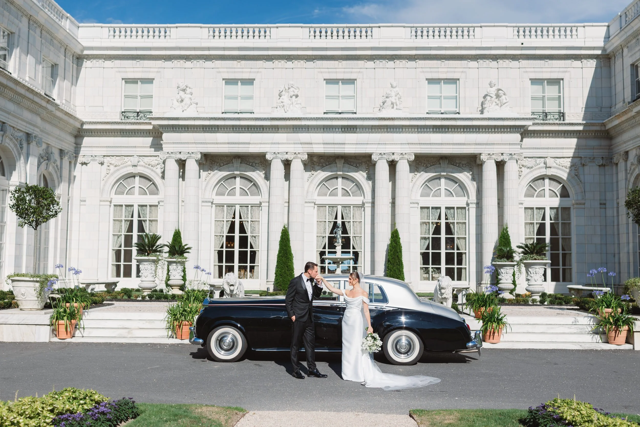 An Elegant Rosecliff Wedding in Newport, RI