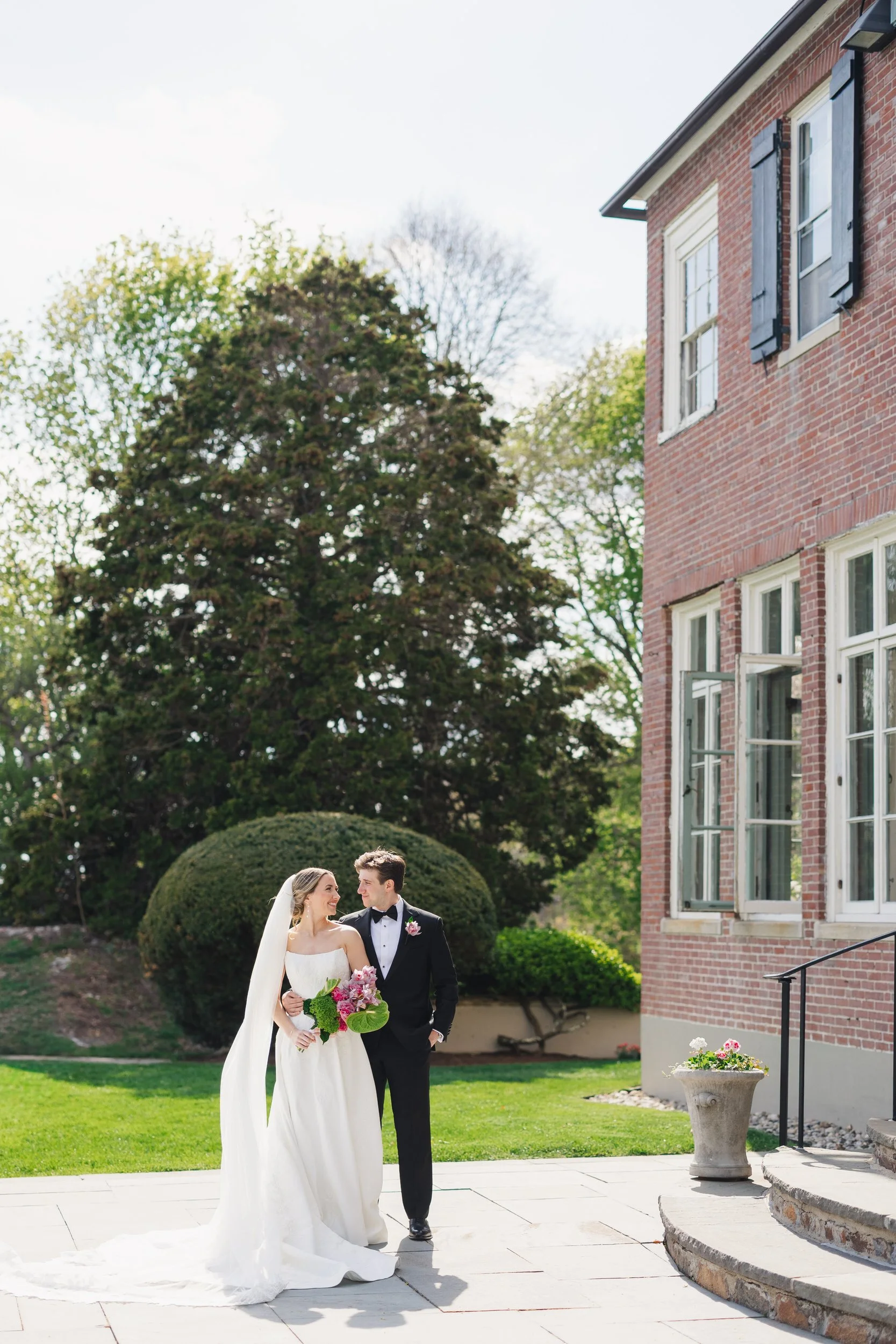 Oceanfront wedding portraits at Misselwood Estate in Beverly Massachusetts