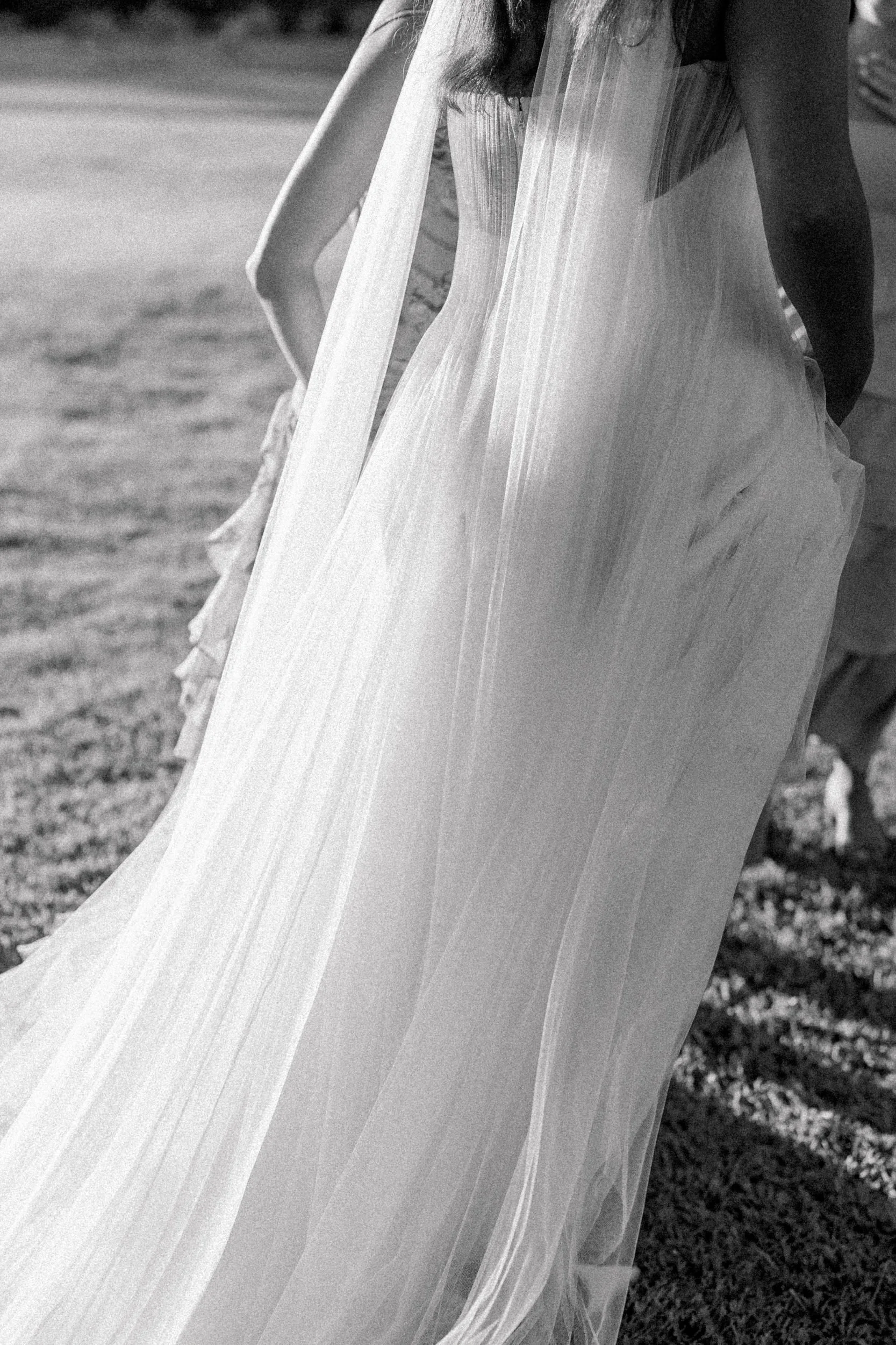 sunset wedding portraits overlooking the north shore of oahu