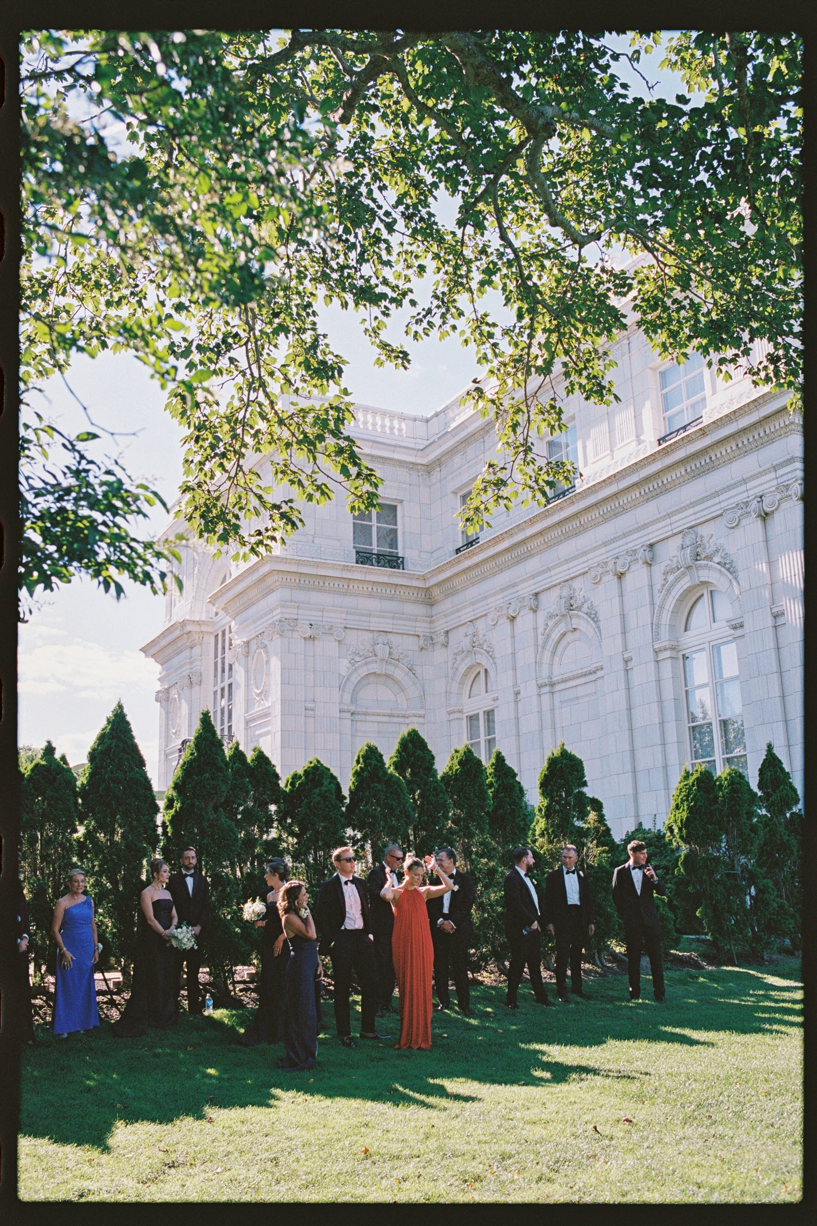 Guests enjoying cocktail hour at a Rosecliff wedding