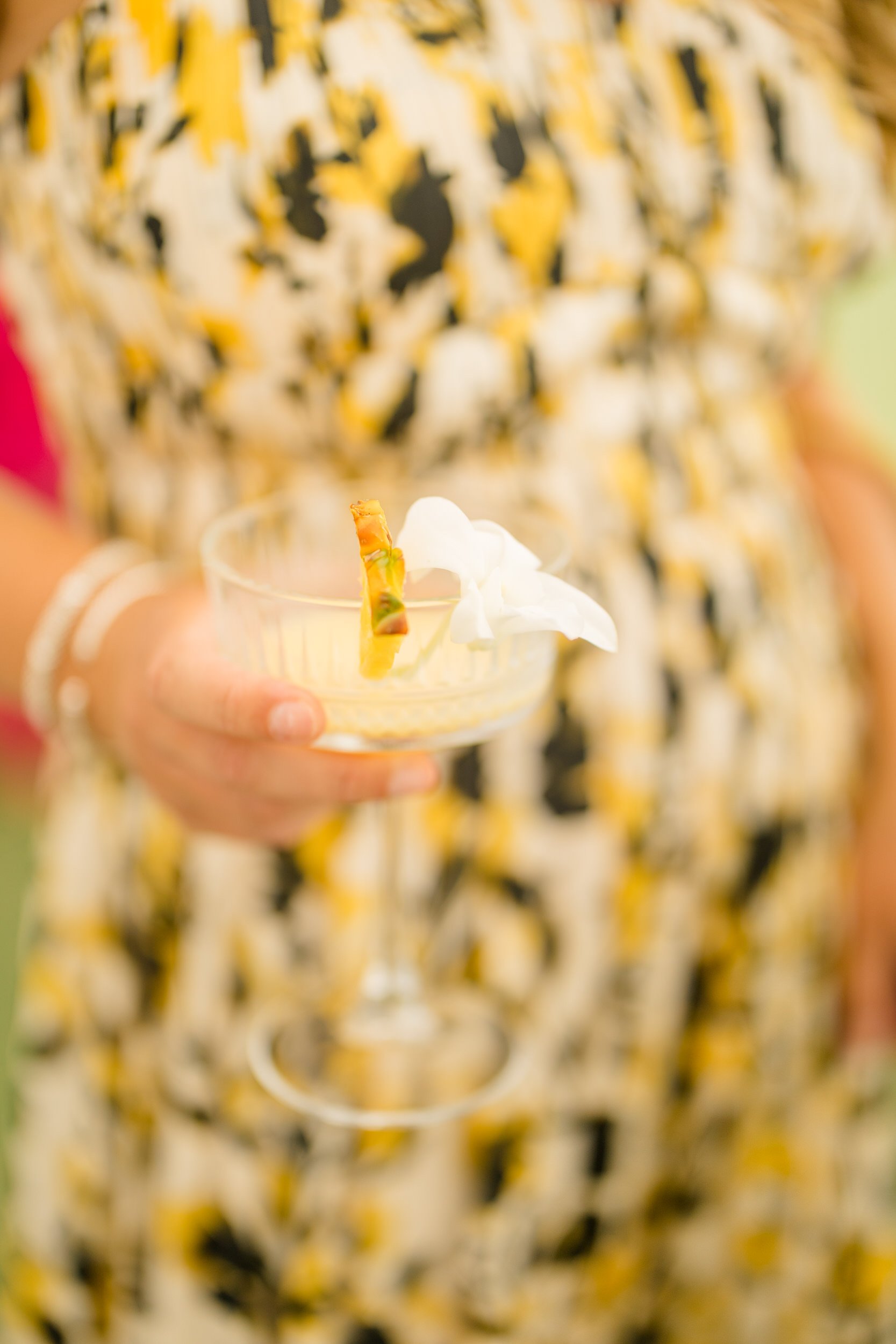 candid guest moments during hawaii wedding cocktail hour