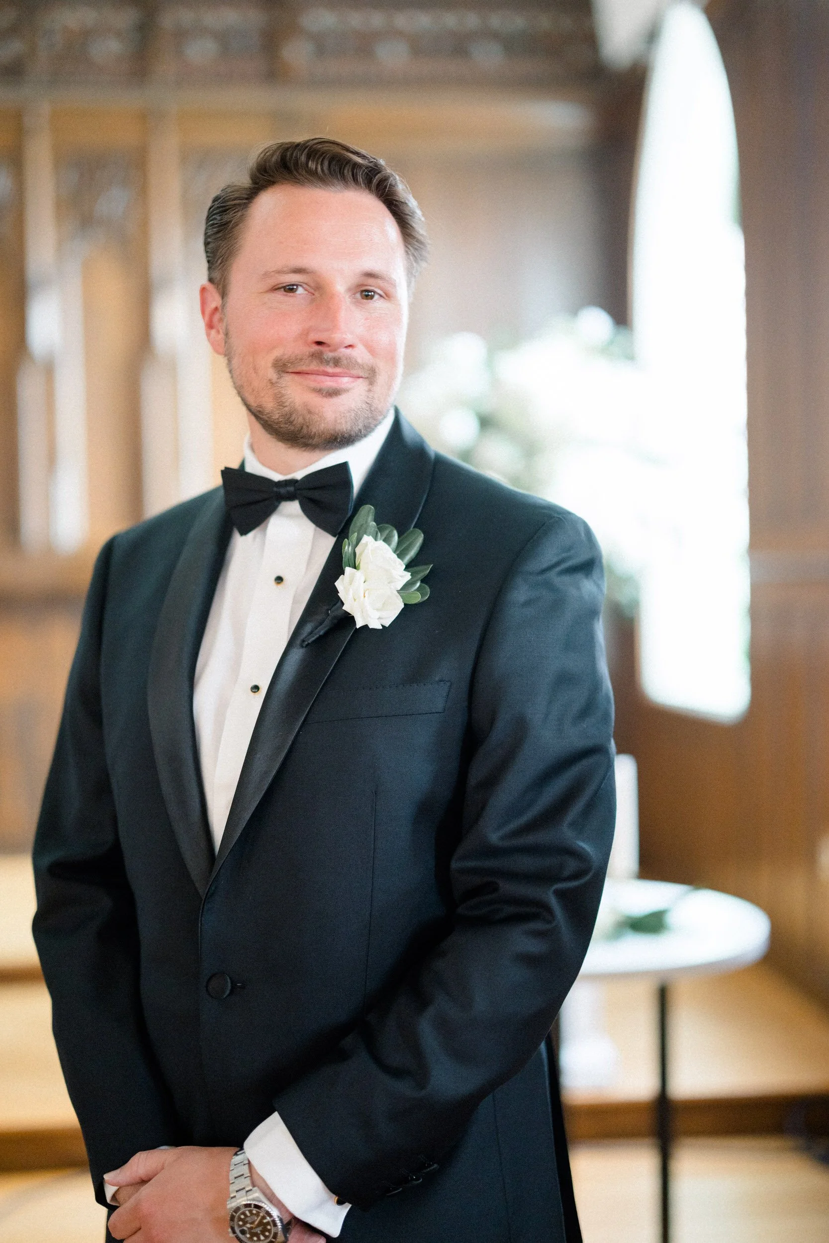 Wedding ceremony at Kay Chapel in Hotel Viking in Newport, RI