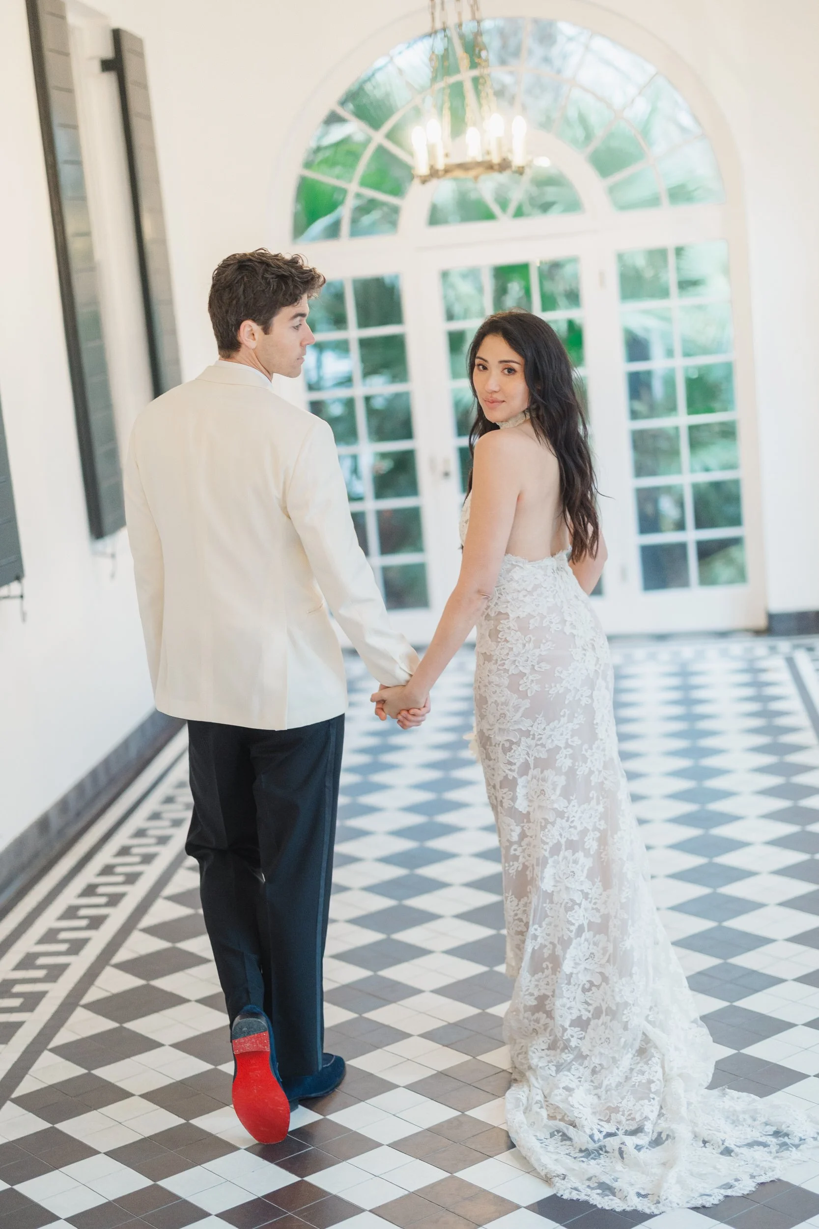 Lowndes Grove golden hour wedding portraits with soft natural light
