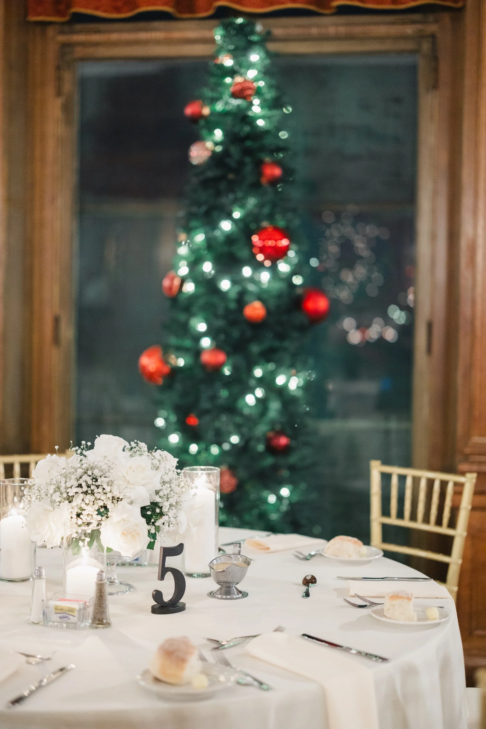 Aldrich Mansion wedding reception table settings