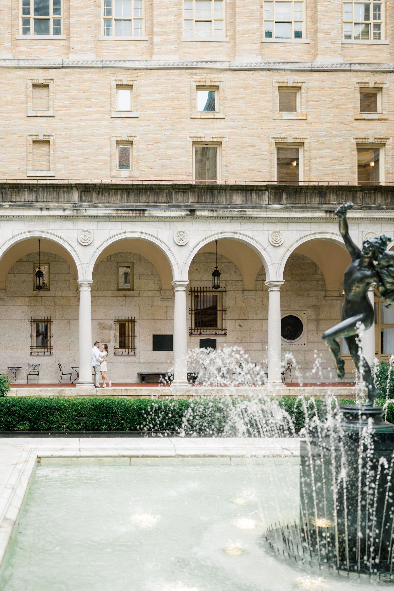 Classic wedding portrait inspiration at the Boston Public Library