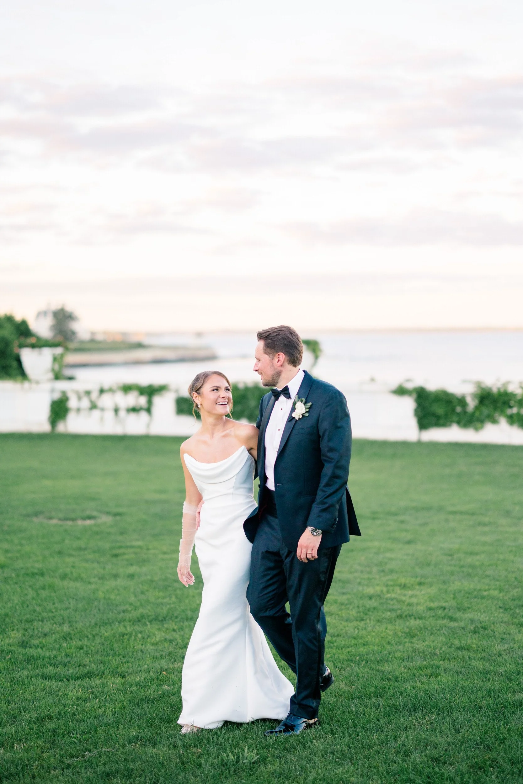 Timeless sunset portraits at a Rosecliff wedding