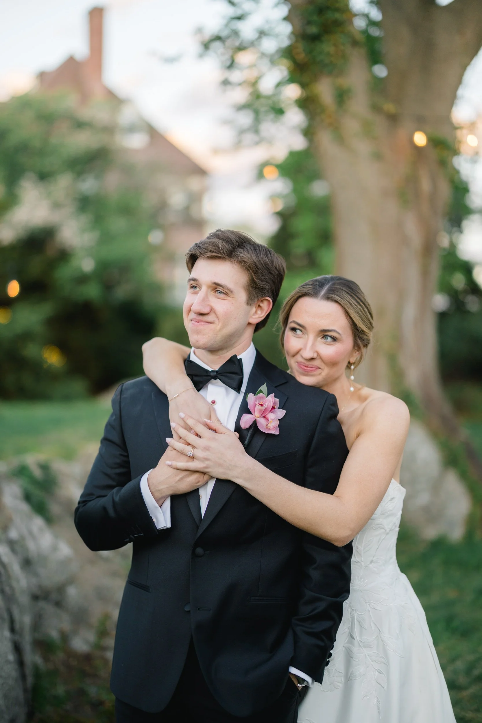 Golden hour couple portraits at coastal Massachusetts wedding venue