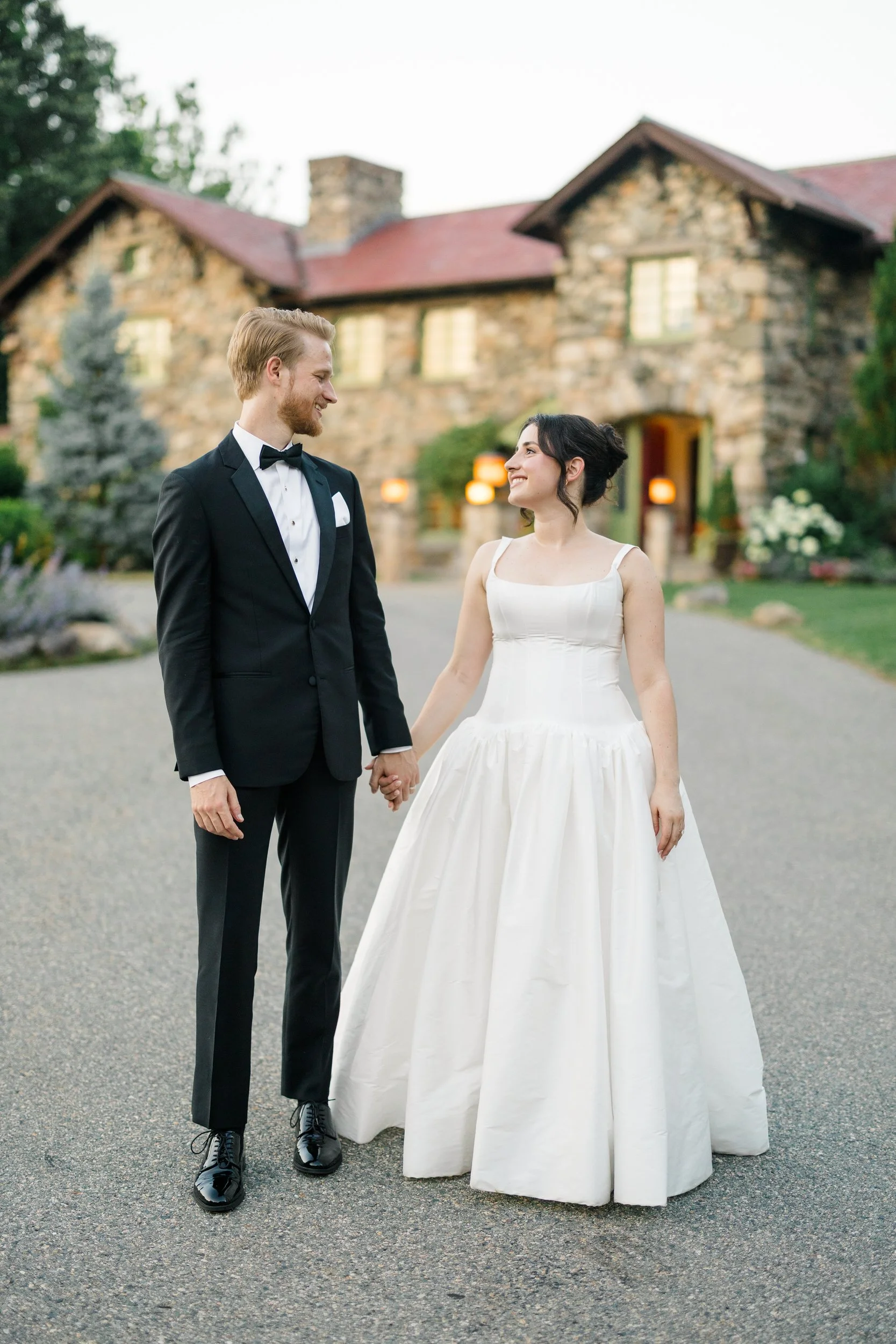 Warm golden light wedding portraits at historic Massachusetts estate venue