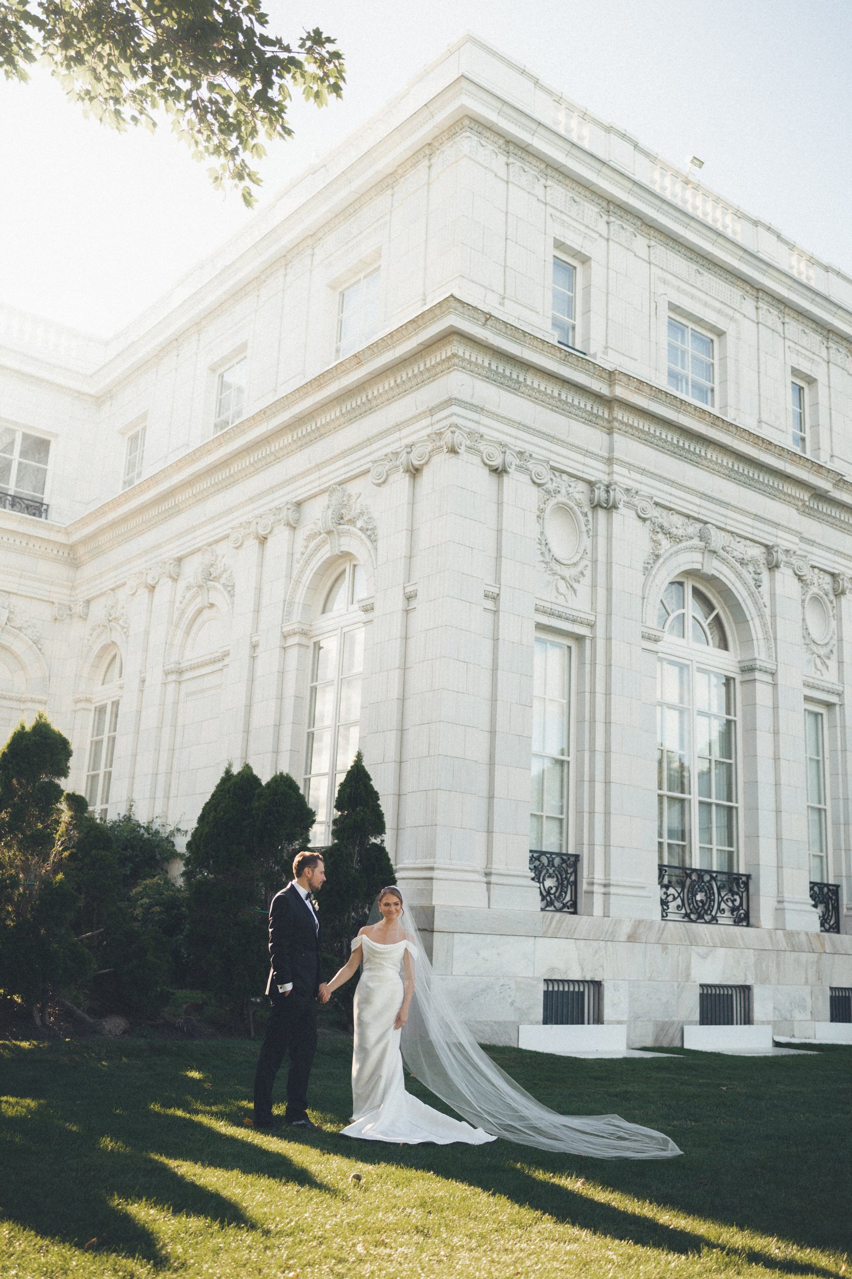 Coastal Newport wedding portraits at Rosecliff