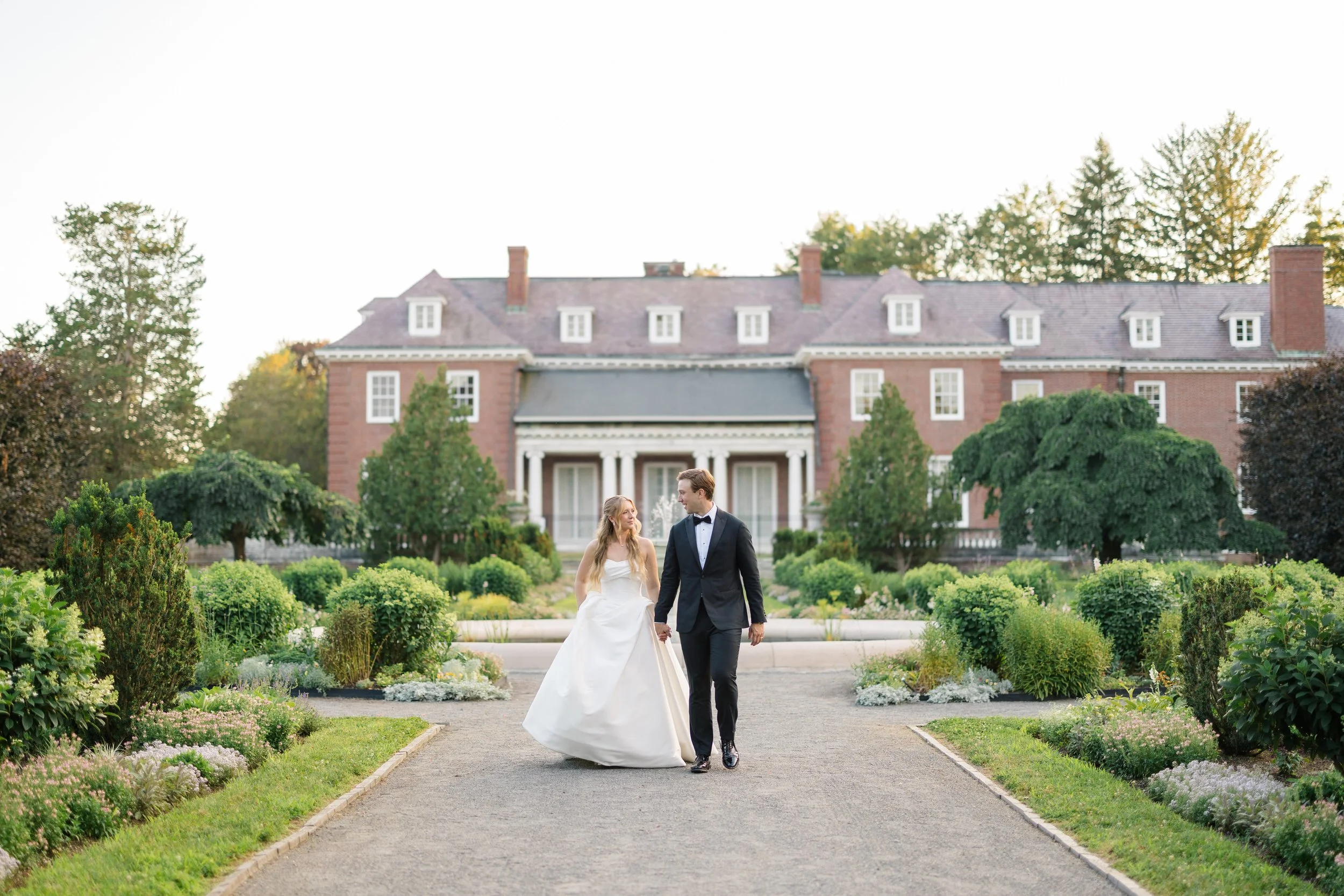 Sunset wedding photos from a romantic Elm Bank garden wedding