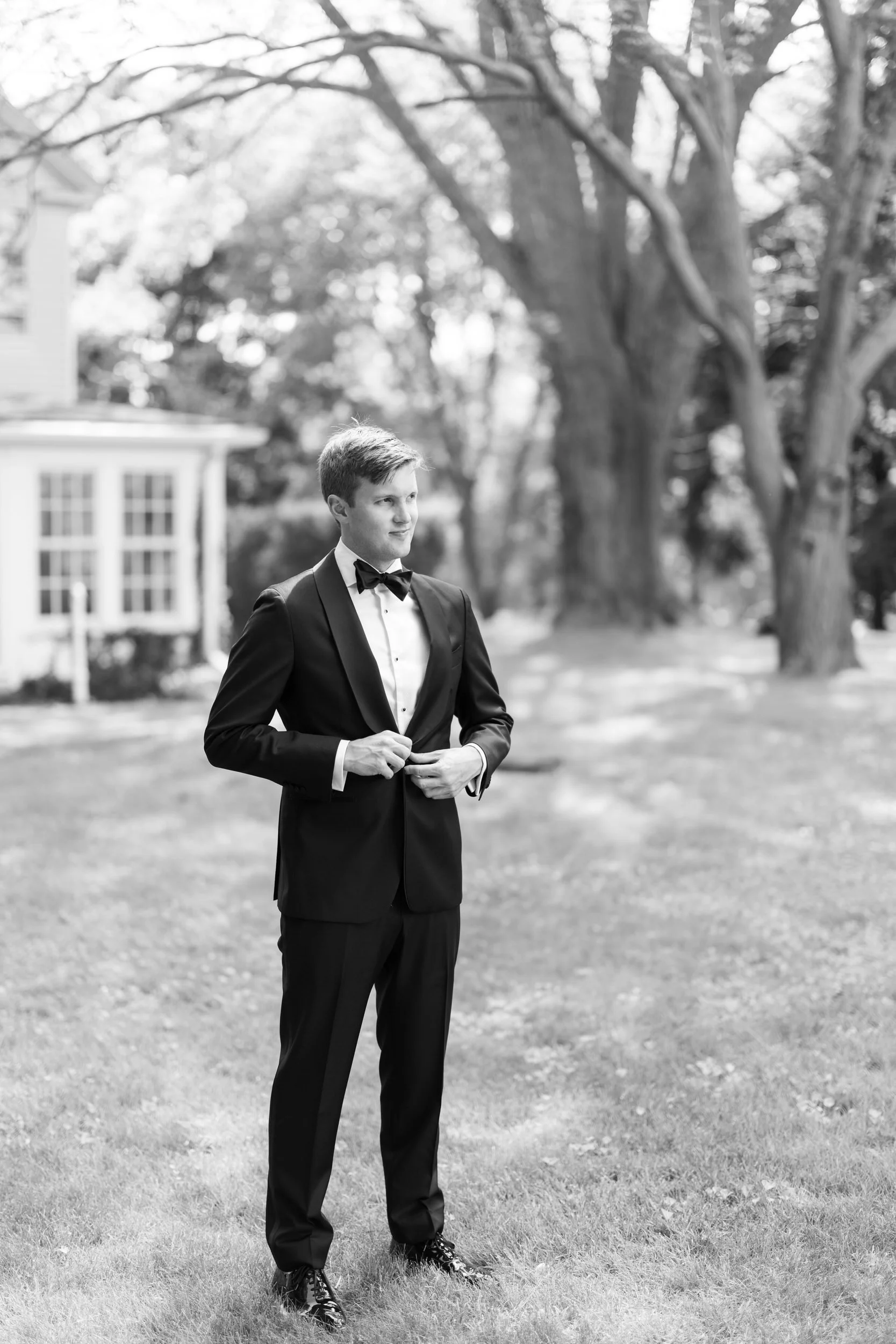 Groom portrait on the estate grounds at Castle Hill in Ipswich.