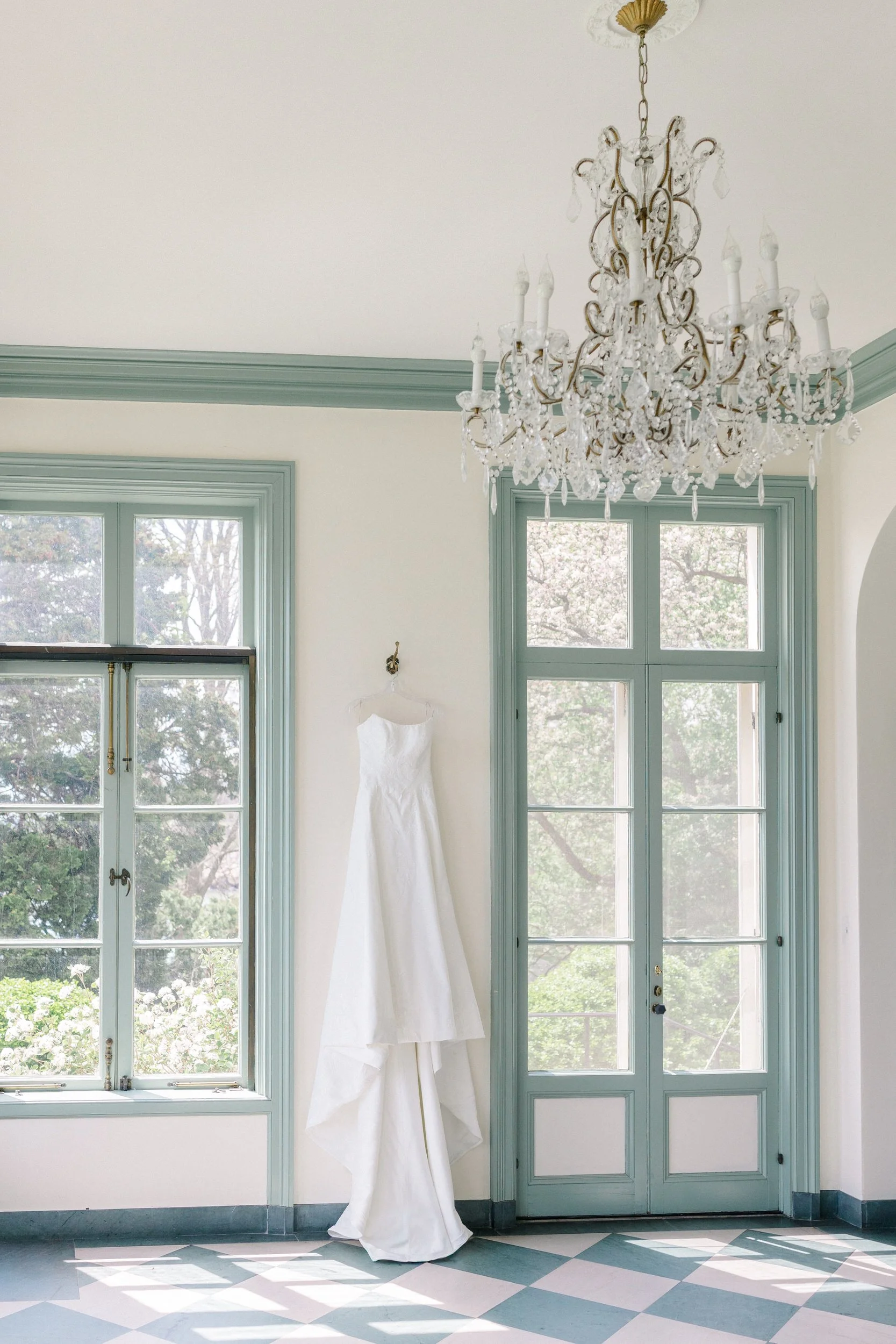 Coastal Massachusetts wedding details with designer florals and heirloom accessories